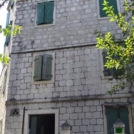 Sretna - Apartment